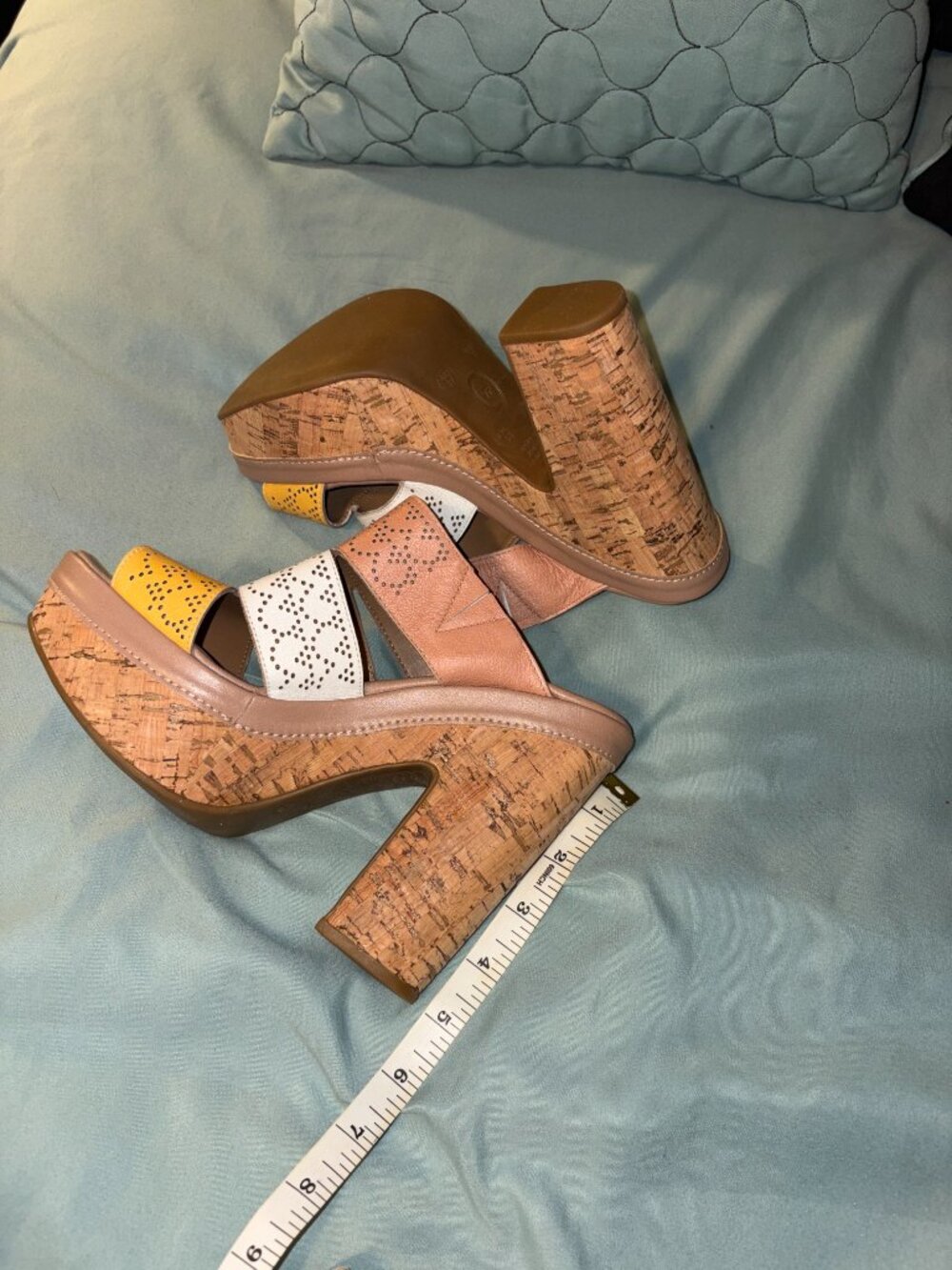 Shoes - Picture 2 of 4